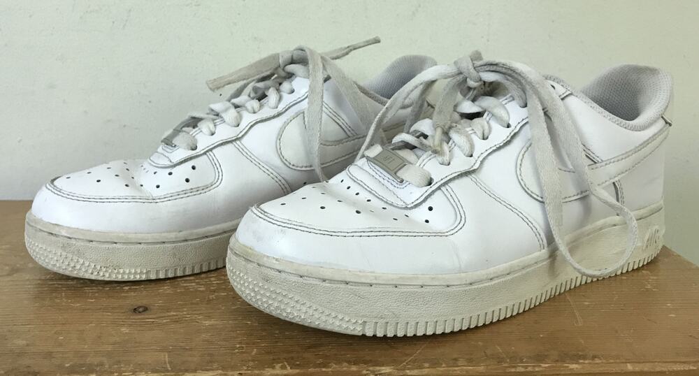 Nike Air Force 1 Low 07 White Athletic Basketball Sneakers Shoes Womens 6.5 37.5